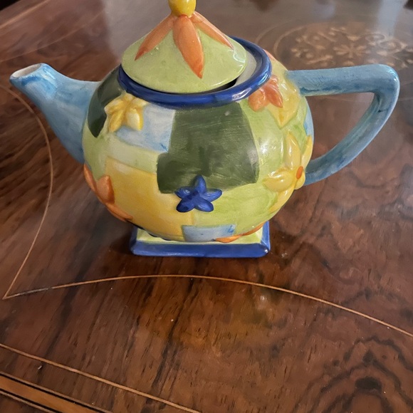 Oneida China Teapot - Picture 2 of 6